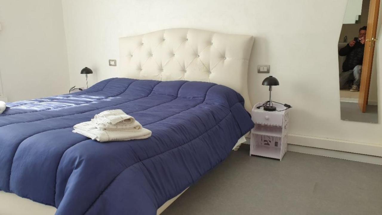 Madb&B Napels Buitenkant foto