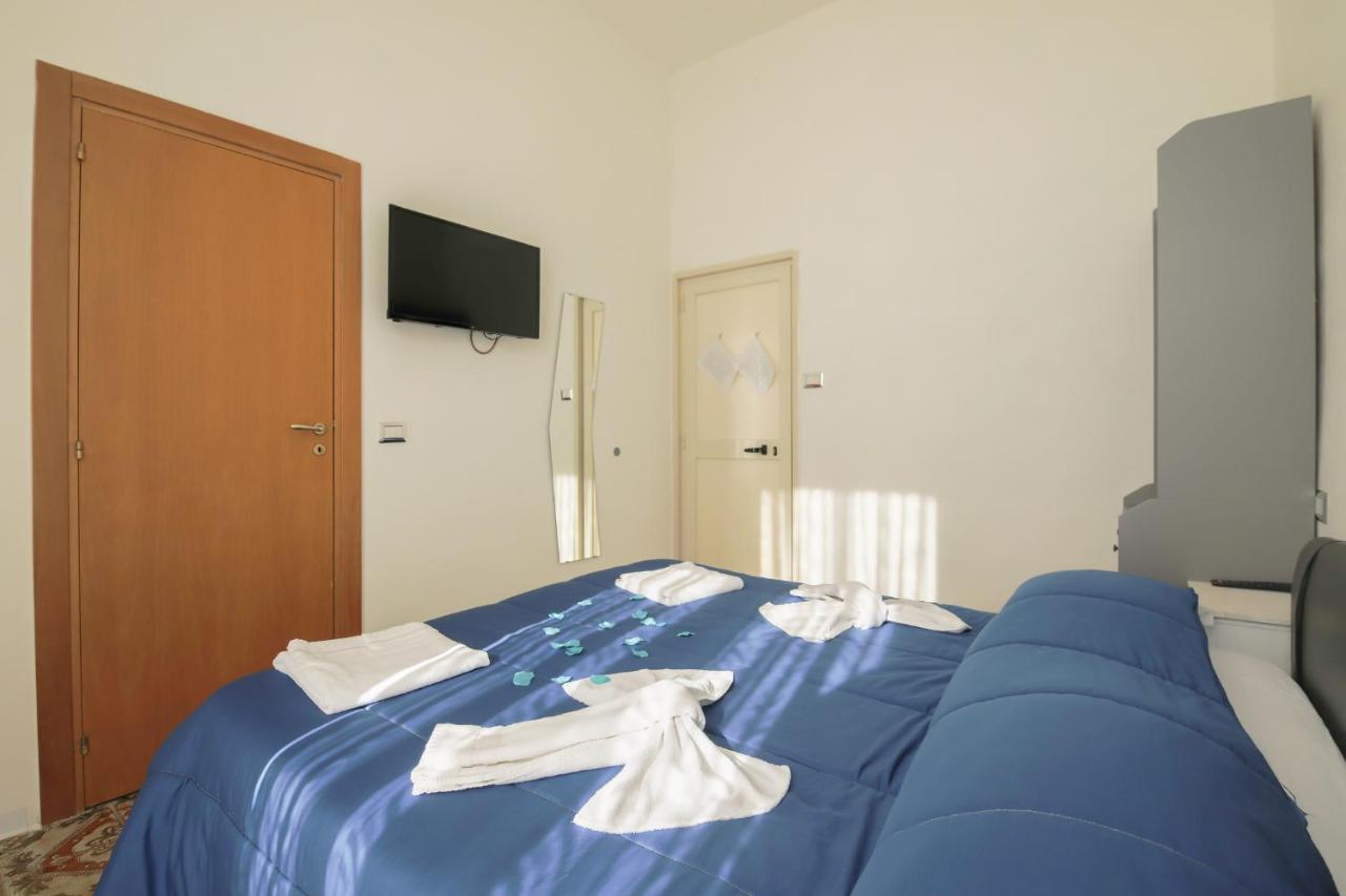 Madb&B Napels Buitenkant foto