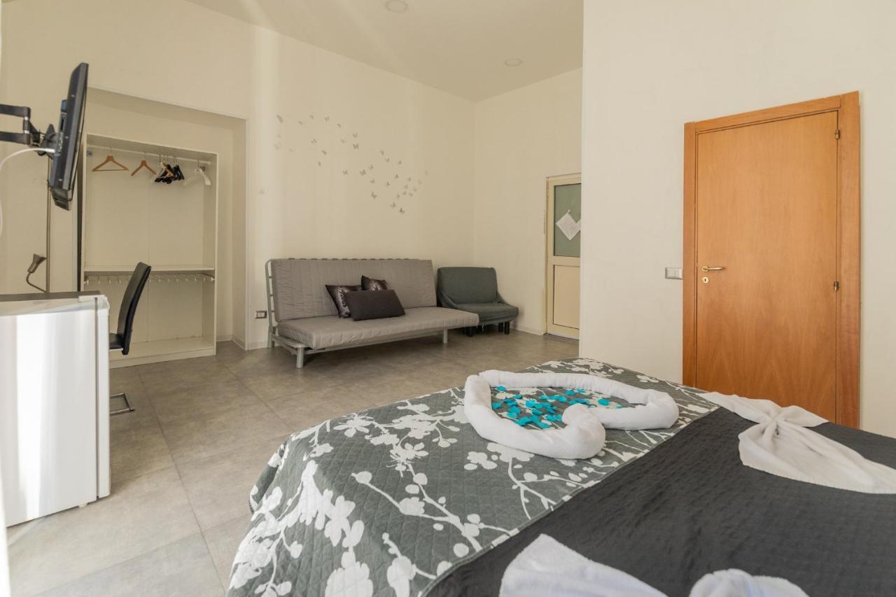 Madb&B Napels Buitenkant foto